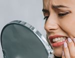 19408Zahnkorrektur: Verursacht eine Zahnspange Schmerzen?