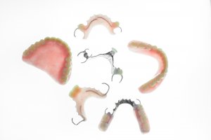 single tooth denture materials