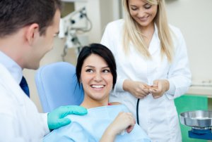 woman at dentist