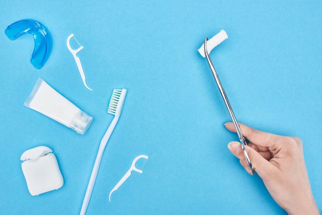 Cleaning tools for your retainer and teeth