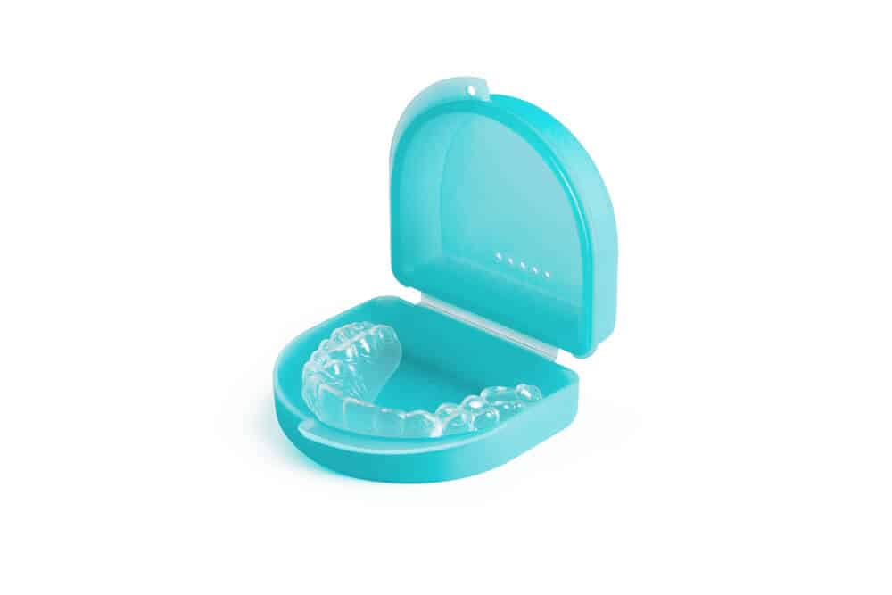 Clear Plastic Essix Retainers Cost, Cleaning and How to Use