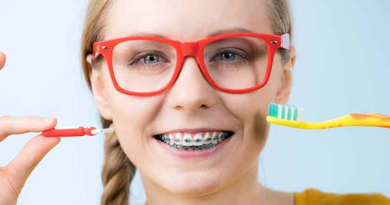 brush teeth with braces