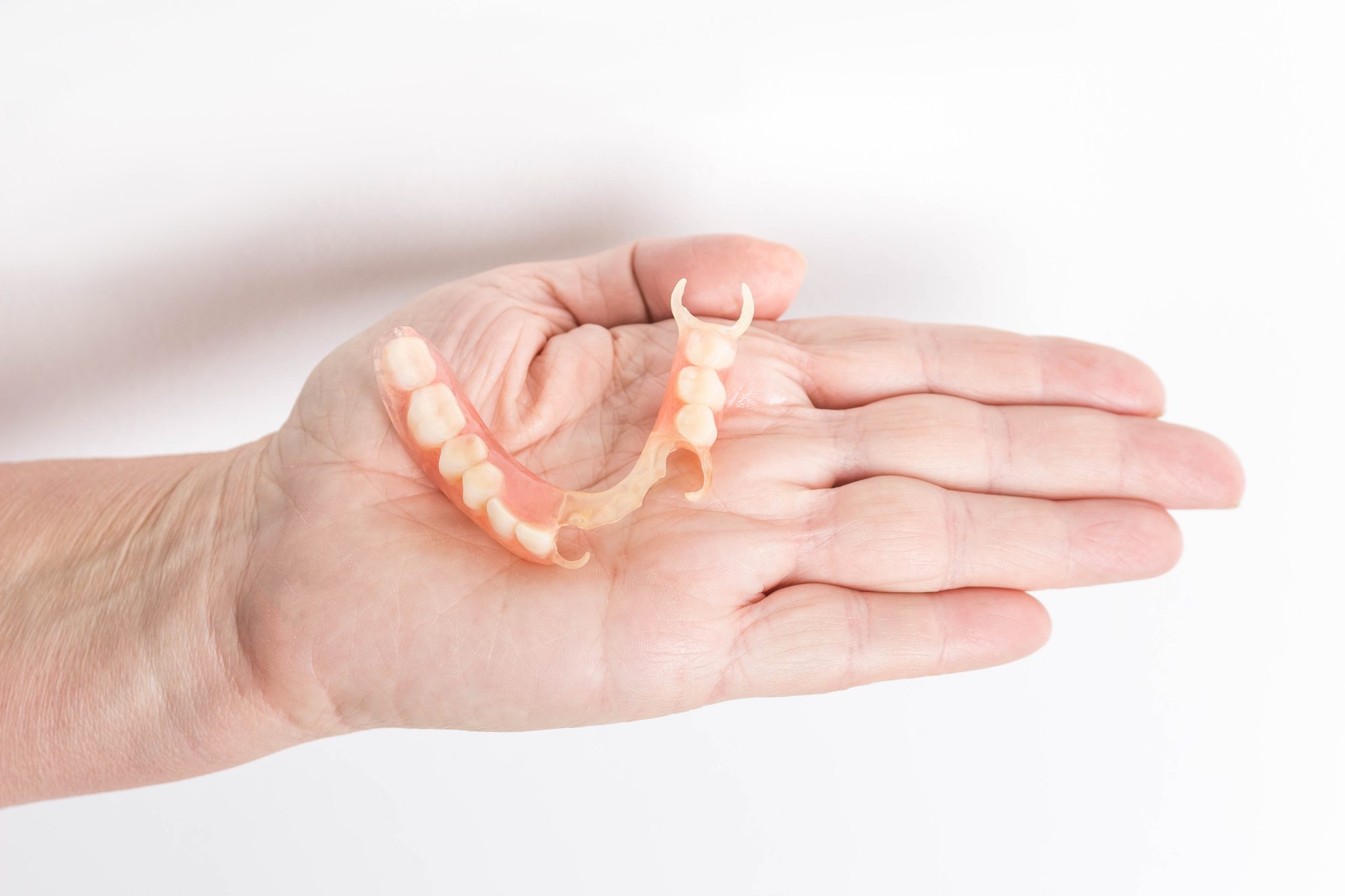 How to Whiten Dentures Removing and Preventing Surface Stains