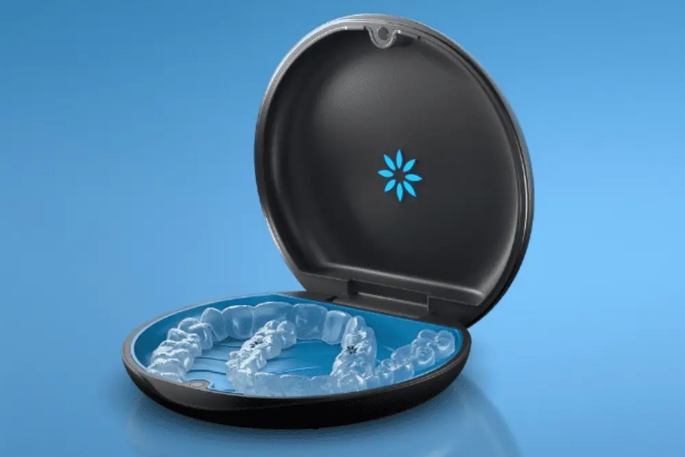 Invisalign vs Veneers Advantages and Disadvantages, Costs and More