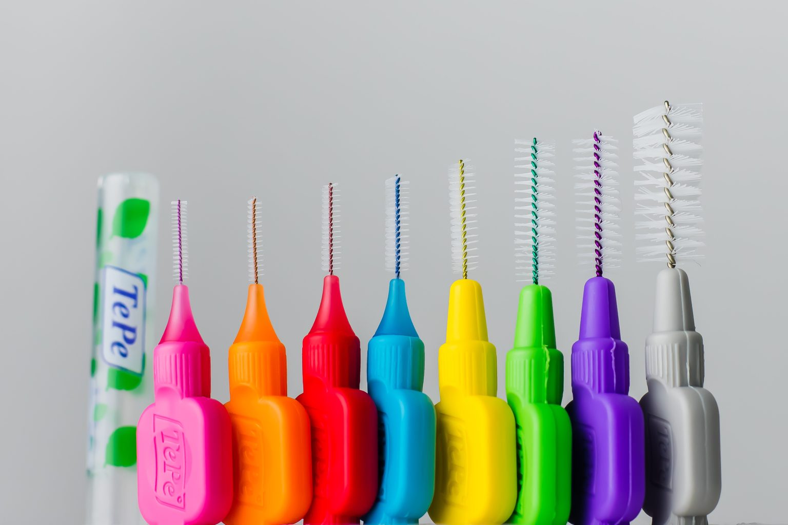 Flossing With Braces Orthodontic Floss & Other Options