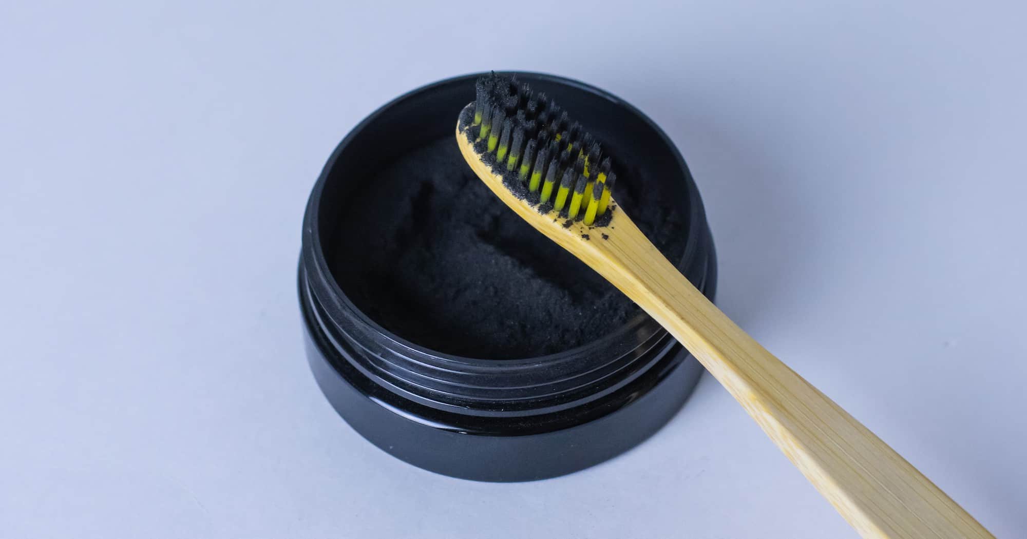 What Is Teeth Whitening Powder? Types, Ingredients and How to Use It