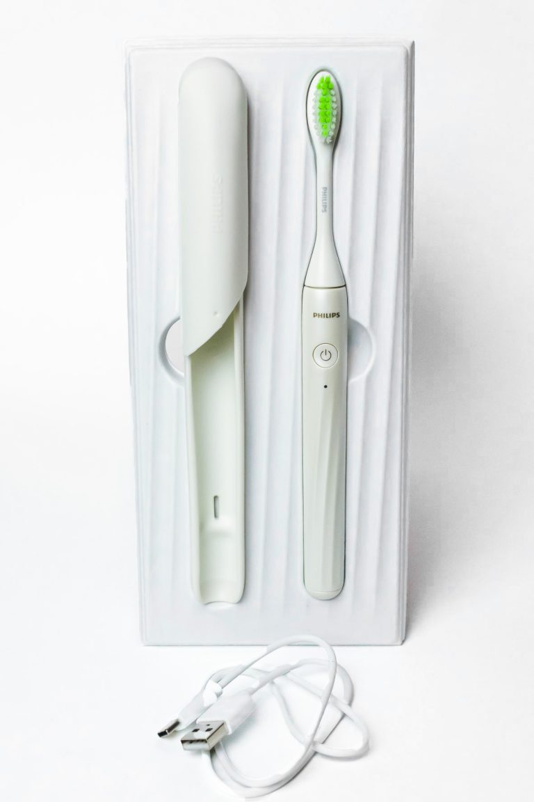 Philips Sonicare vs OralB Who Has The Best Electric Brushes?