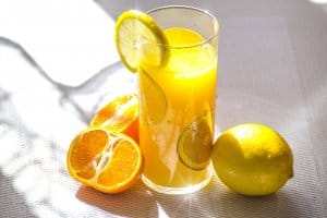 jugos de frutas acidas
