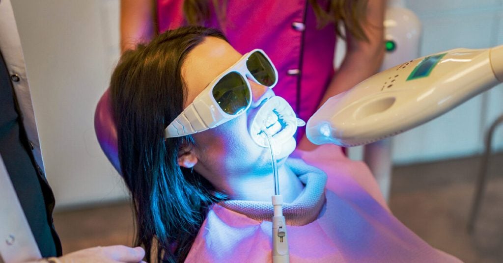 coste blanqueamiento dental