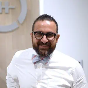Dr. Rooz Khosravi