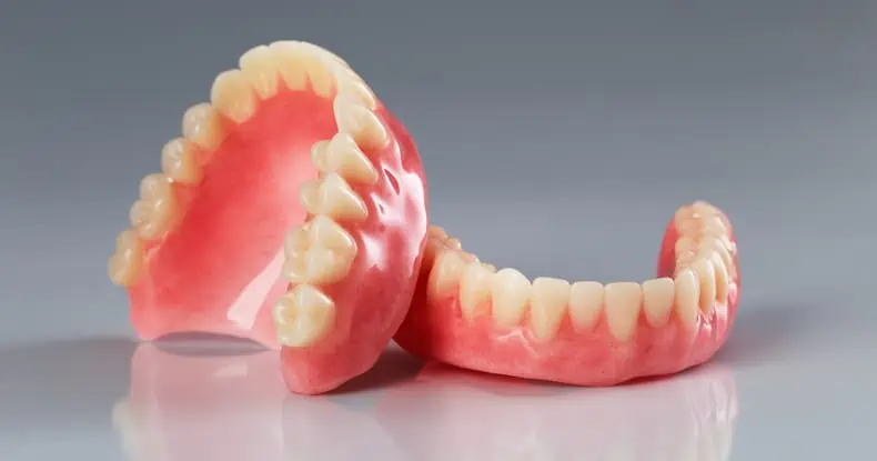 how to whiten dentures