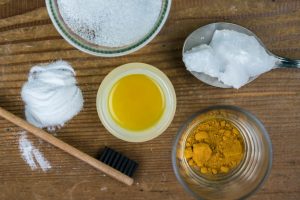 will turmeric stain teeth