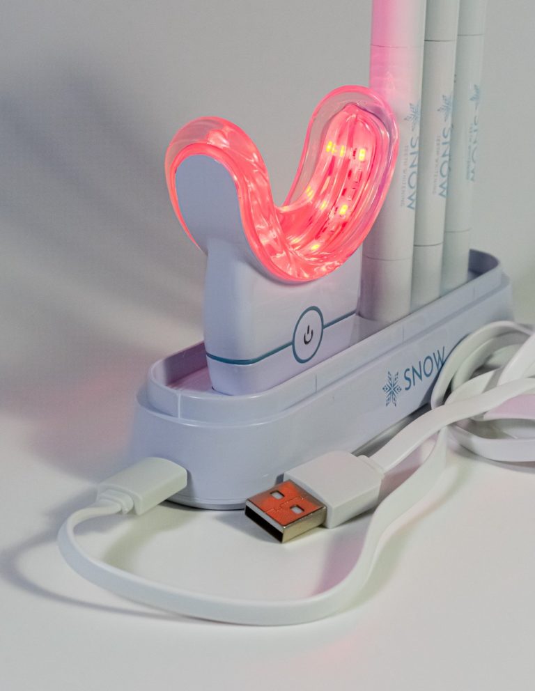 Snow Wireless Teeth Whitening Kit Review of Cost and Results