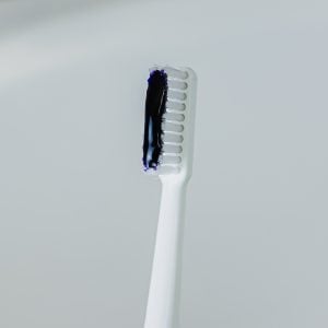 v34 color corrector toothpaste