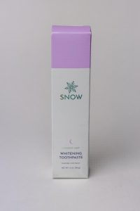 Snow toothpaste